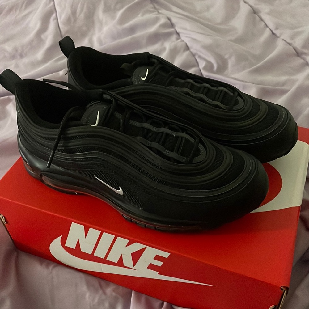 Nike air max 97 **MAKE YOUR OFFER ***These will go fast